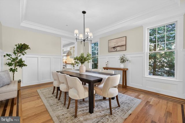 5011 RUGBY AVE, Bethesda, MD 20814