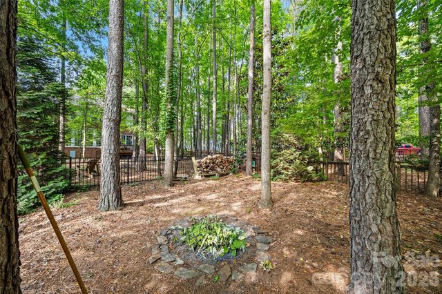 173 Mill Pond Road, Lake Wylie, SC 29710