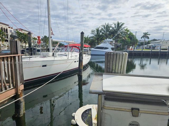 1212 Cordova Rd, Fort Lauderdale, FL 33316