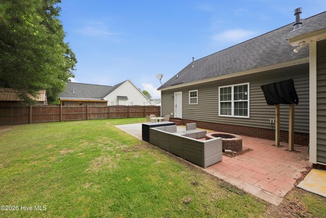 1248 Bristolmoor Drive, Winterville, NC 28590