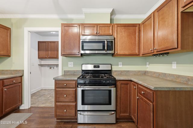 1248 Bristolmoor Drive, Winterville, NC 28590