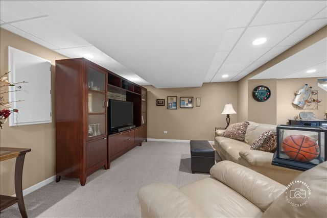 25W185 Setauket Avenue, Naperville, IL 60540