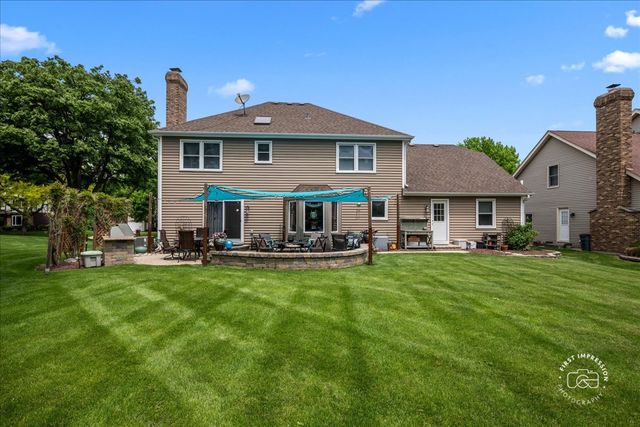 25W185 Setauket Avenue, Naperville, IL 60540