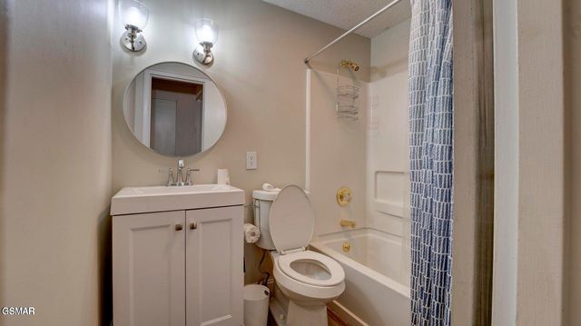 438 Cottage Drive, Gatlinburg, TN 37738