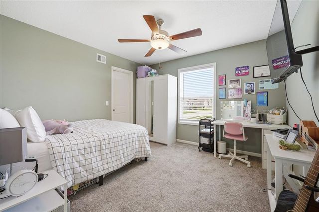 6416 N 142nd Street, Basehor, KS 66007