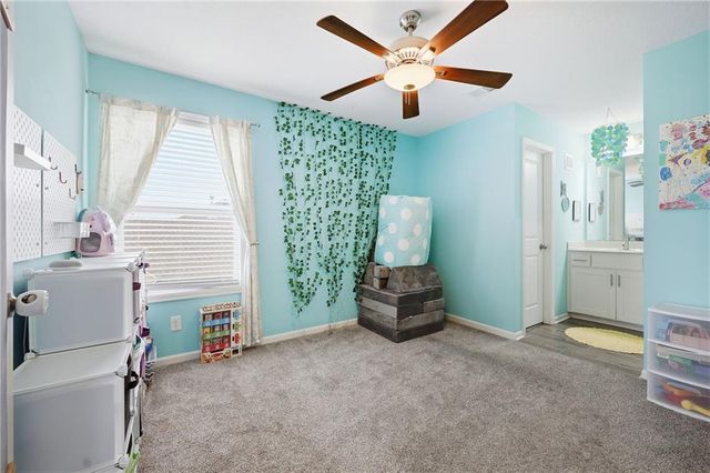 6416 N 142nd Street, Basehor, KS 66007