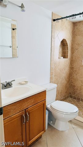 3250 10th ST N B2, Naples, FL 34103