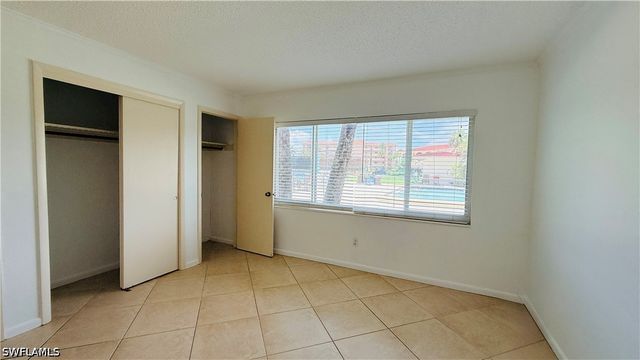 3250 10th ST N B2, Naples, FL 34103