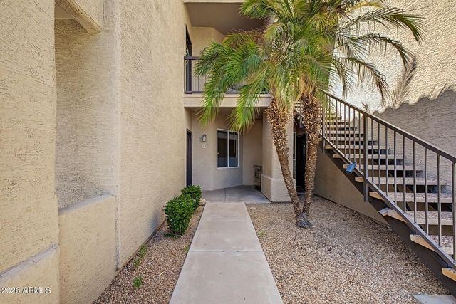 2929 W YORKSHIRE Drive 1120, Phoenix, AZ 85027