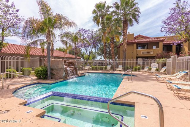 2929 W YORKSHIRE Drive 1120, Phoenix, AZ 85027