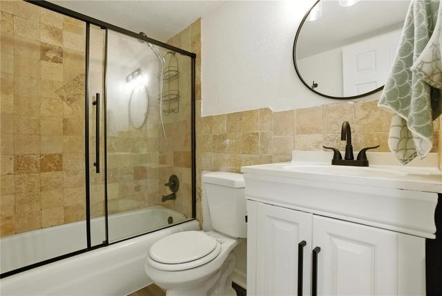 1799 N HIGHLAND AVENUE 143, Clearwater, FL 33755