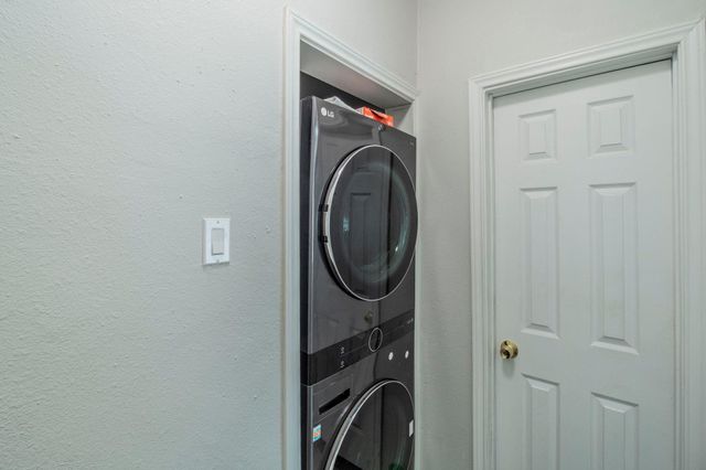 2613 & 2615 Isabella Street, Houston, TX 77004