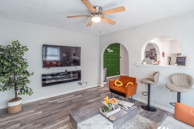 2613 & 2615 Isabella Street, Houston, TX 77004