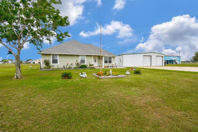56 Buckskin Drive, Palacios, TX 77465