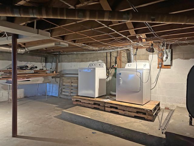 145 Belmont Avenue, Brattleboro, VT 05301