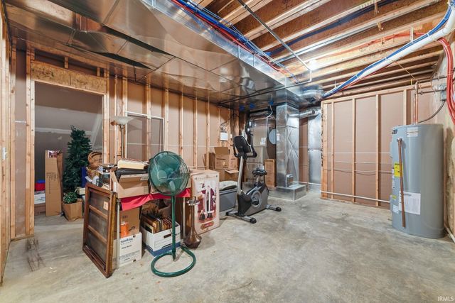 527 Chestnut Hills Parkway, Fort Wayne, IN 46814
