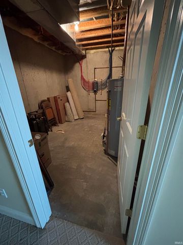 527 Chestnut Hills Parkway, Fort Wayne, IN 46814