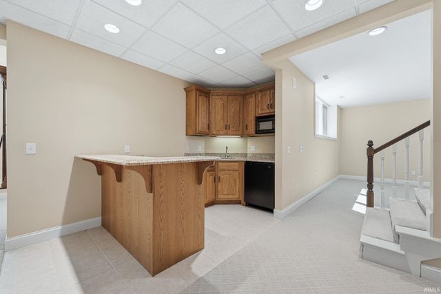527 Chestnut Hills Parkway, Fort Wayne, IN 46814
