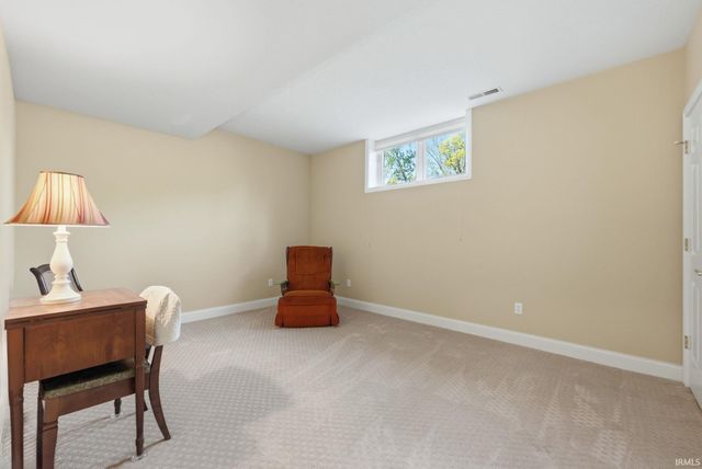 527 Chestnut Hills Parkway, Fort Wayne, IN 46814