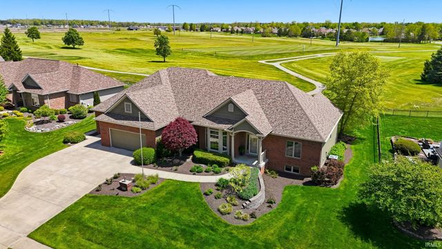 527 Chestnut Hills Parkway, Fort Wayne, IN 46814