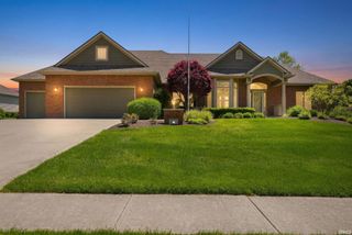 527 Chestnut Hills Parkway, Fort Wayne, IN 46814