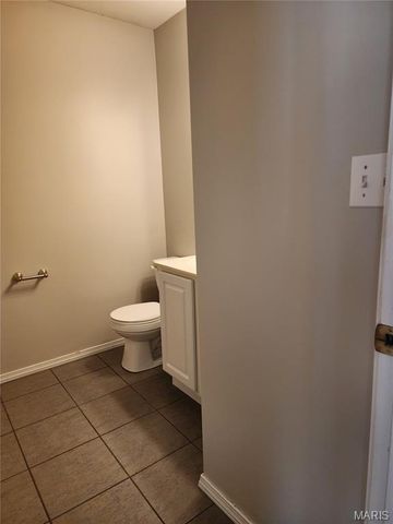 321 Heritage Commons Circle, O'fallon, MO 63368
