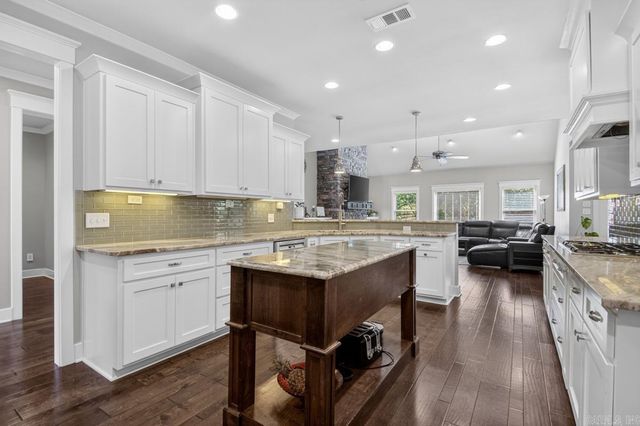 13904 Fern Valley Lane, Little Rock, AR 72211