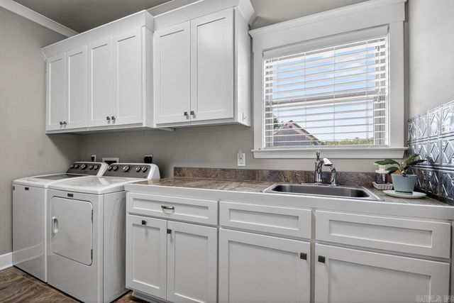 13904 Fern Valley Lane, Little Rock, AR 72211