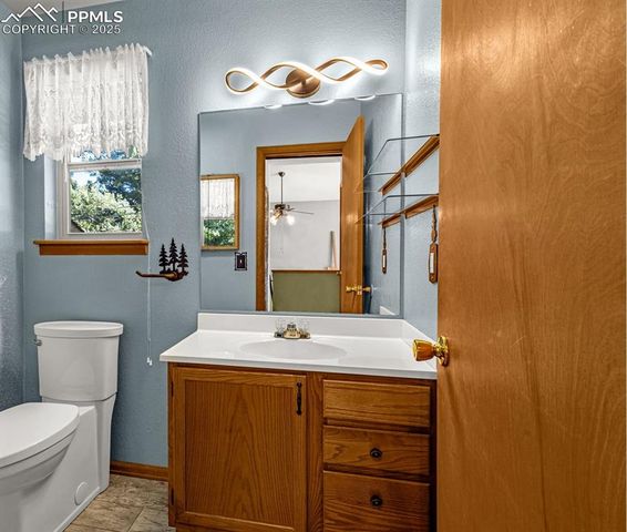 315 E Gunnison Avenue, Woodland Park, CO 80863