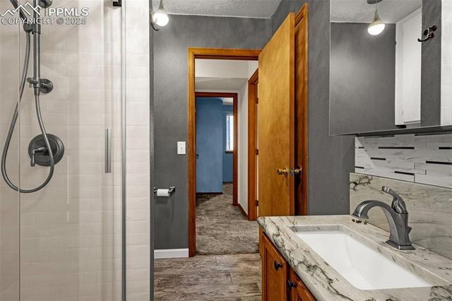 315 E Gunnison Avenue, Woodland Park, CO 80863