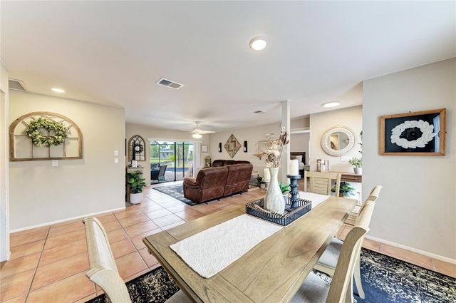 3871 EASTON STREET, Sarasota, FL 34238