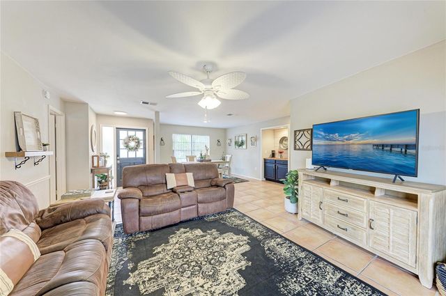 3871 EASTON STREET, Sarasota, FL 34238