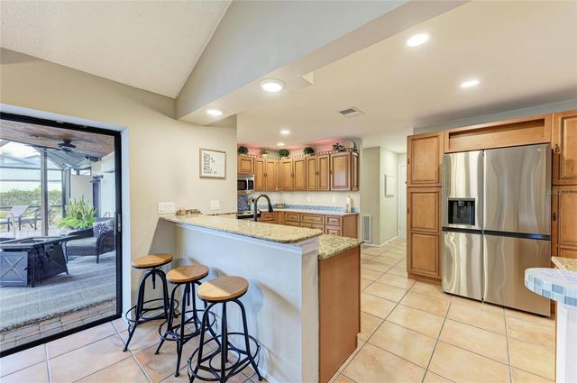 3871 EASTON STREET, Sarasota, FL 34238