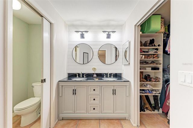 3871 EASTON STREET, Sarasota, FL 34238