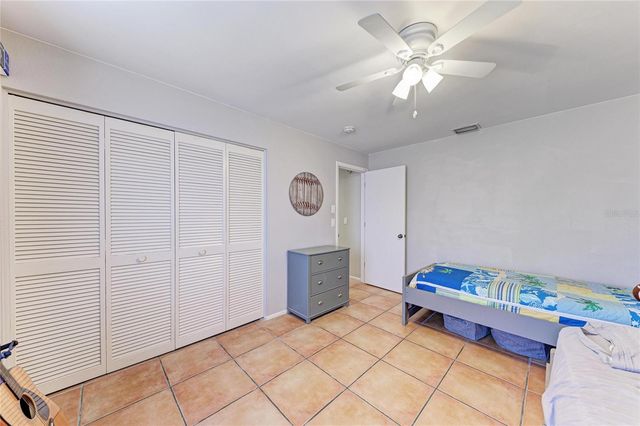 3871 EASTON STREET, Sarasota, FL 34238