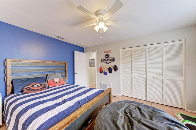 3871 EASTON STREET, Sarasota, FL 34238