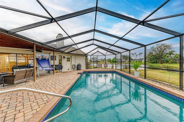 3871 EASTON STREET, Sarasota, FL 34238