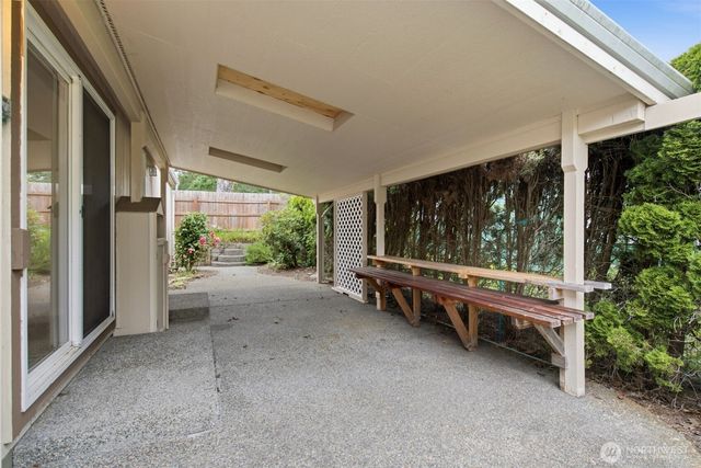 8018 18th Lane SE, Lacey, WA 98503