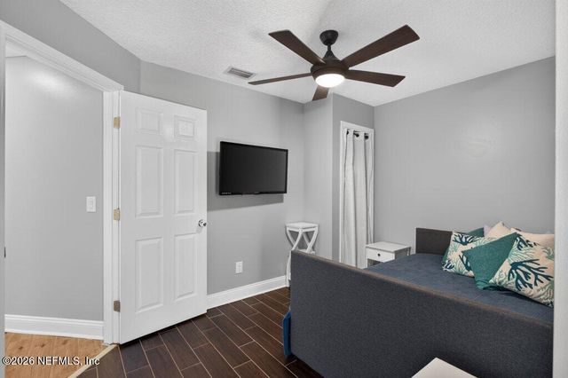 385 LOLLY Lane, St. Johns, FL 32259