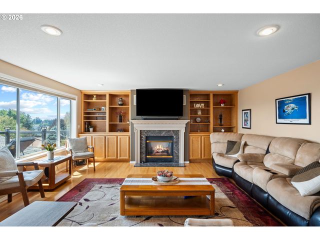 4244 M Loop, Washougal, WA 98671