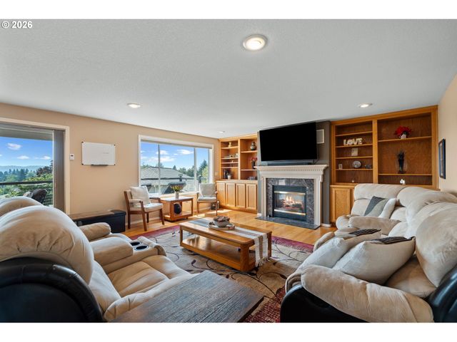 4244 M Loop, Washougal, WA 98671