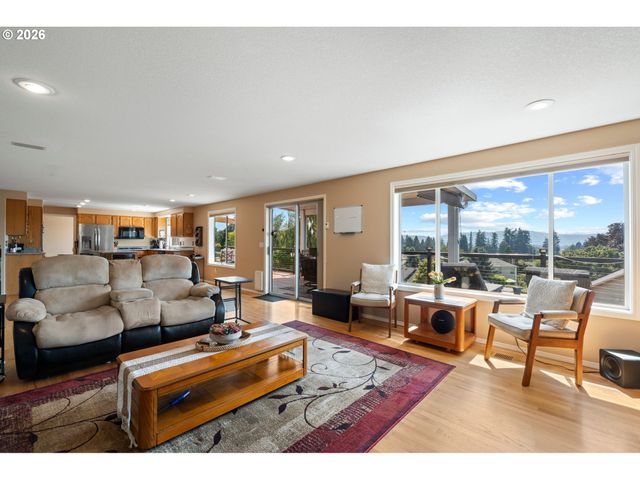 4244 M Loop, Washougal, WA 98671