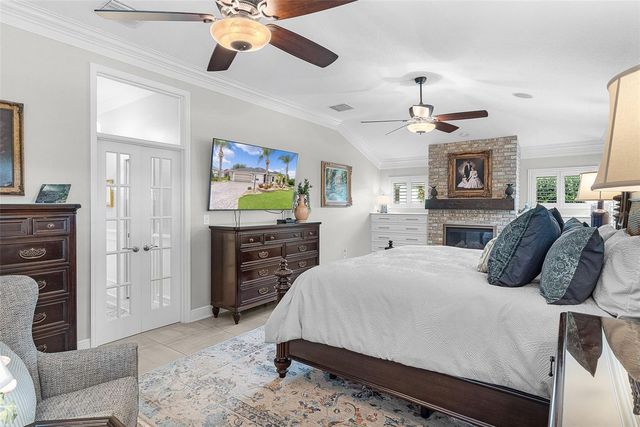 3560 WORTH CIRCLE, The Villages, FL 32162