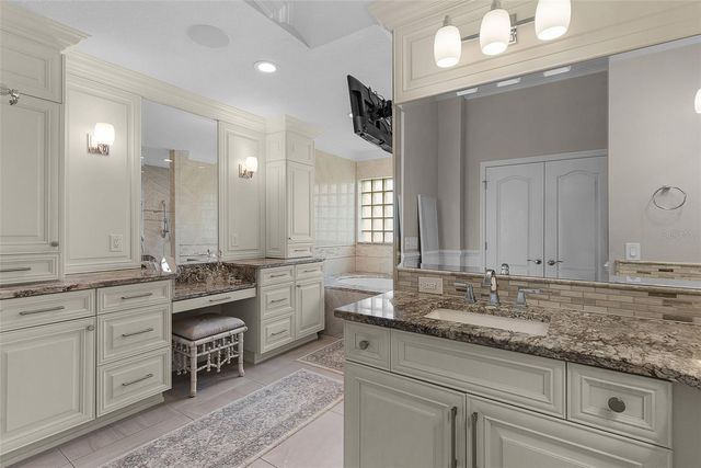 3560 WORTH CIRCLE, The Villages, FL 32162