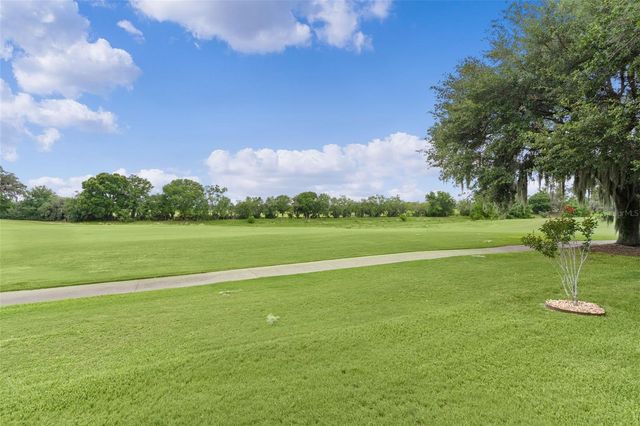 3560 WORTH CIRCLE, The Villages, FL 32162