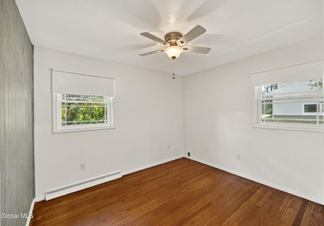 1 Linda Lane, Colonie, NY 12309