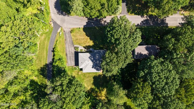 1 Linda Lane, Colonie, NY 12309