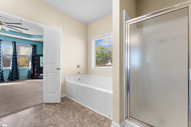 200 Marehaven Court, Piedmont, SC 29673