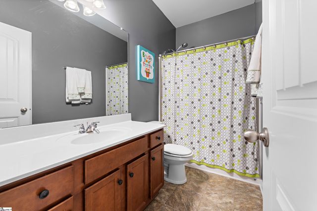 200 Marehaven Court, Piedmont, SC 29673