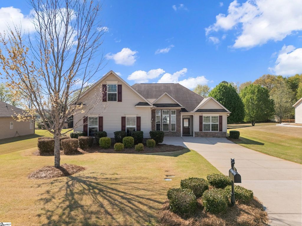 200 Marehaven Court, Piedmont, SC 29673